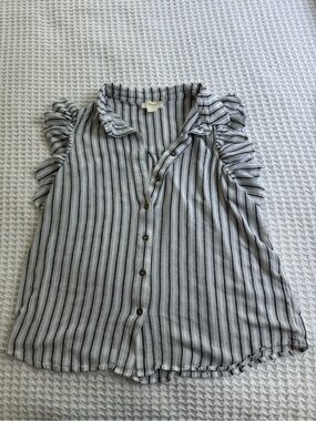 Anthropologie Gray and Black Striped Ruffle Sleeve Button Front Top
